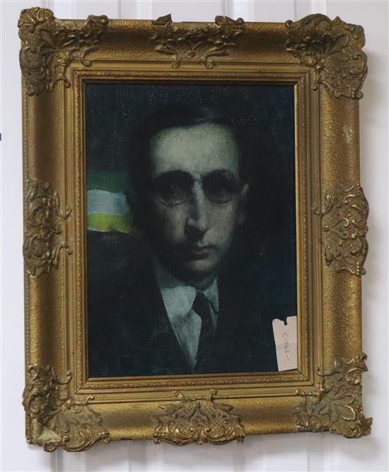 An oil on board portrait of Eamon de Valera, 41 x 30.5cm.